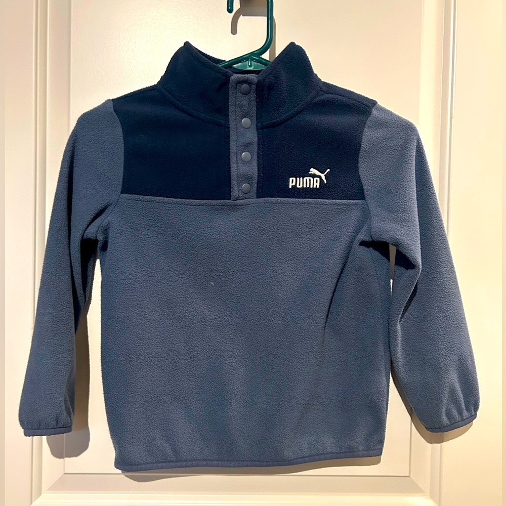 ❤️4 for $25❤️ Puma fleece quarter button up sweater size 6